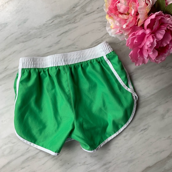 Throw-back style green athletic shorts - Picture 3 of 3